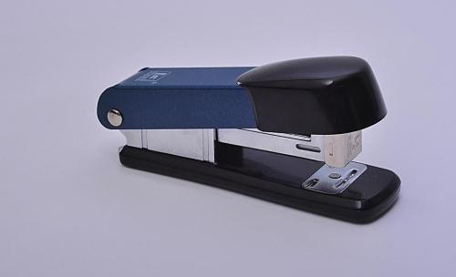 訂書機(jī)的選購(gòu)技巧